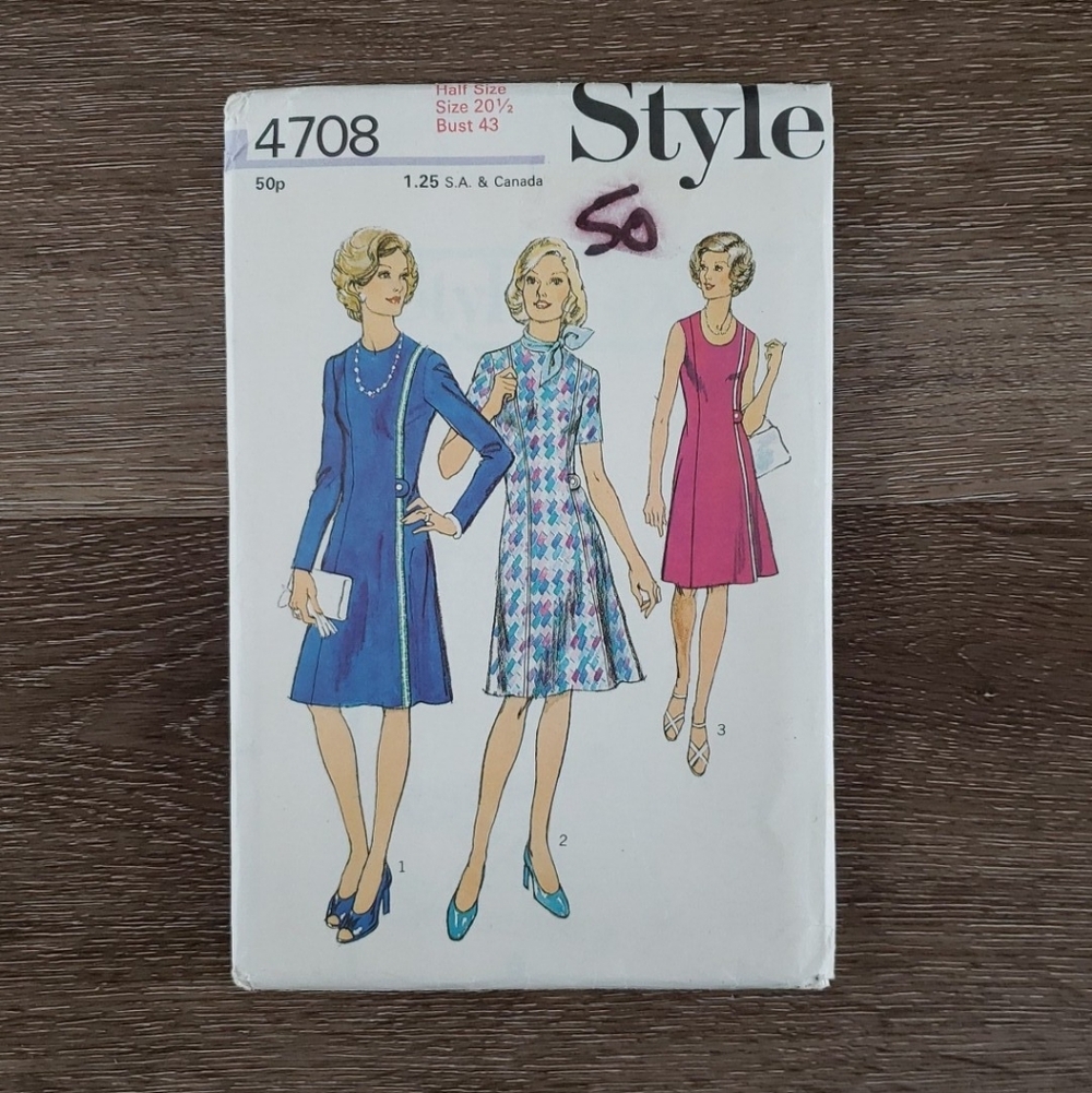 Vintage 1974 Uncut Style Dress sewing Pattern 4708, Size 20 1/2 Bust 43 Retro